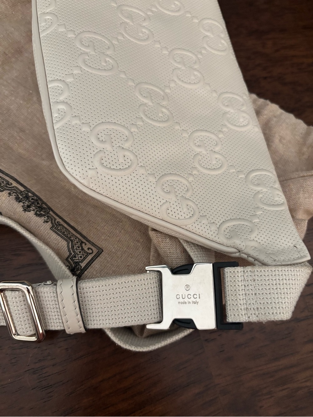 Gucci Cream GG Embossed Leather Crossbody Belt Bag - Picture 3 of 3